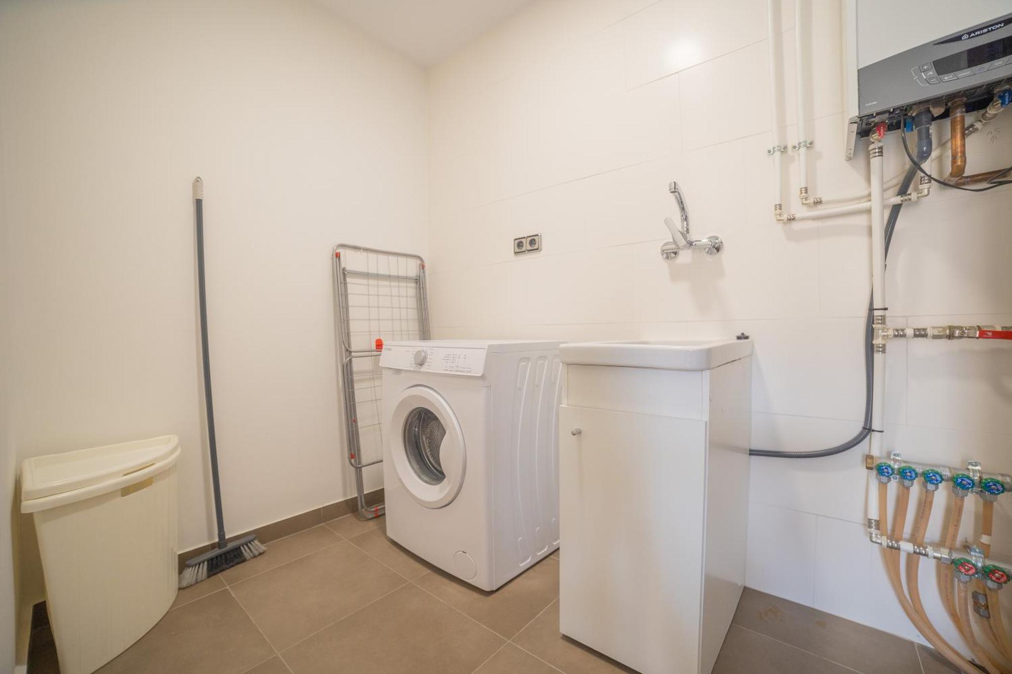 Mazi Apartments Colon Vic Zewnętrze zdjęcie