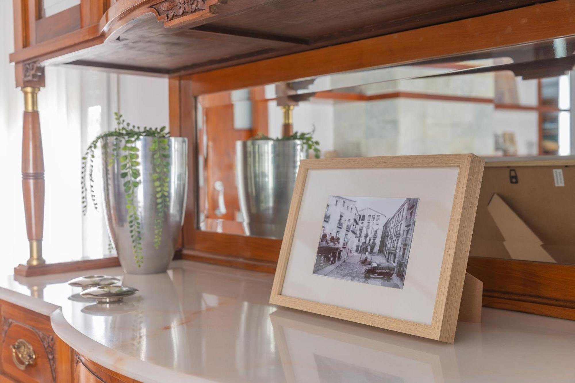 Mazi Apartments Colon Vic Zewnętrze zdjęcie