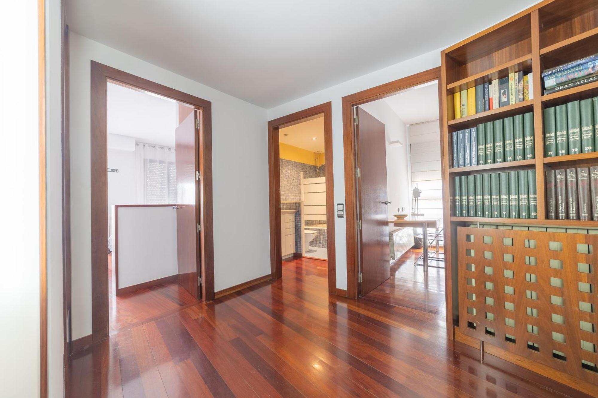 Mazi Apartments Colon Vic Zewnętrze zdjęcie